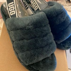 NIB UGG fluff yeah slides